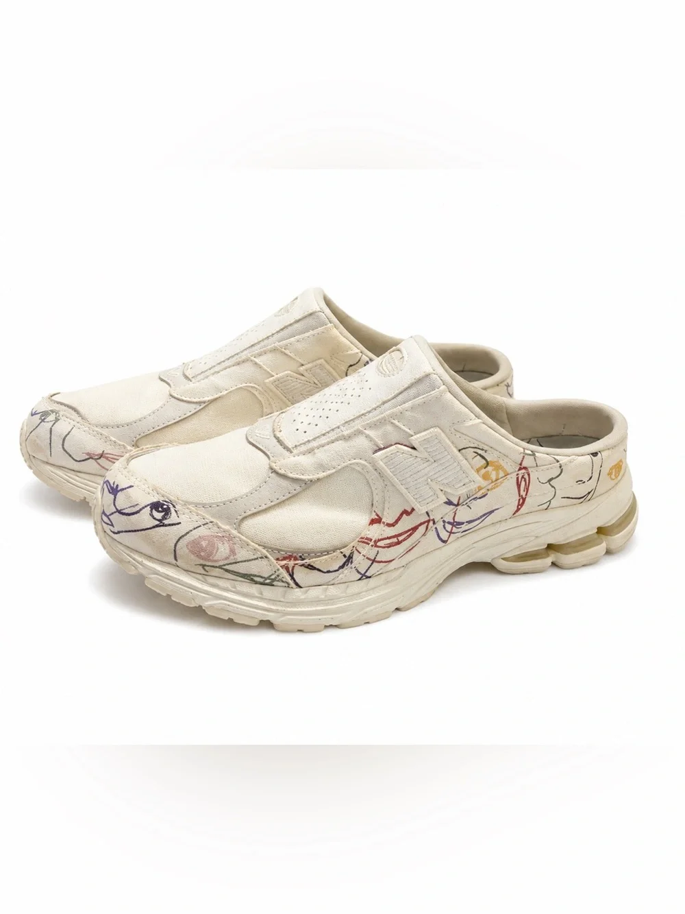New Balance x Bryant Giles 2002R Cream/Multicolor Men’s Mule Shoes. Size-11.5